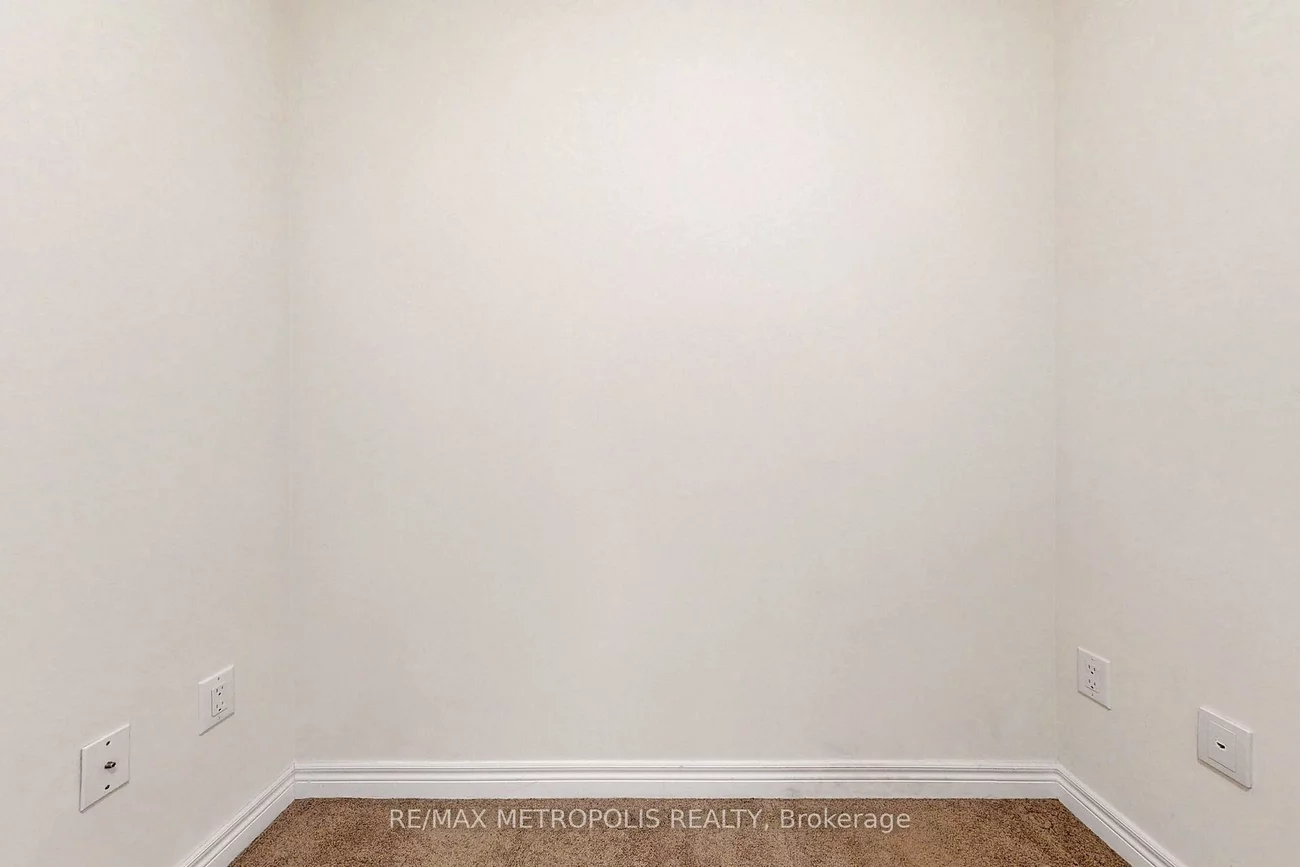 7325, Markham, Cedarwood, Markham