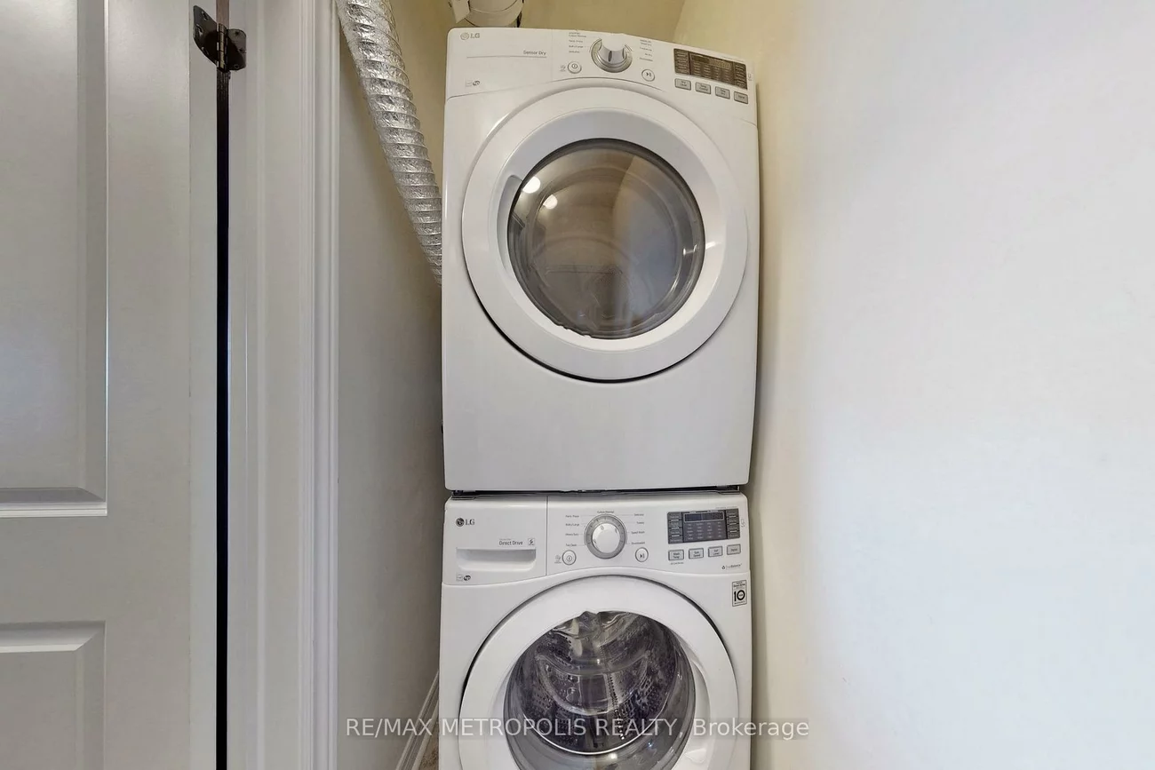 7325, Markham, Cedarwood, Markham