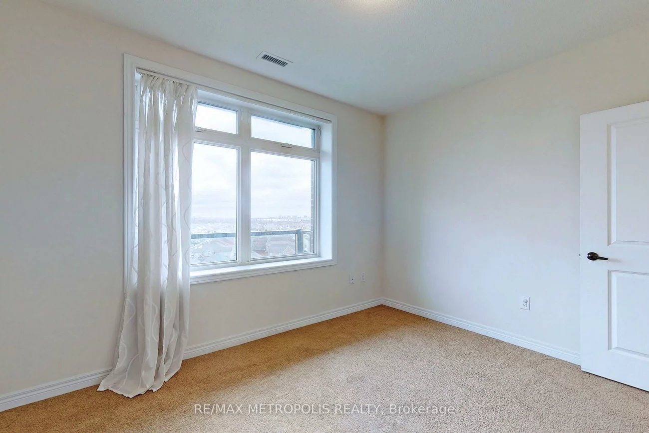 7325, Markham, Cedarwood, Markham