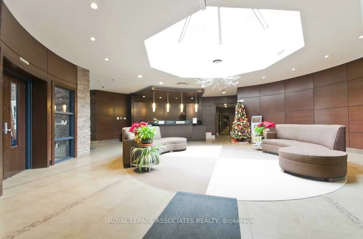 39, Upper Duke, Unionville, Markham