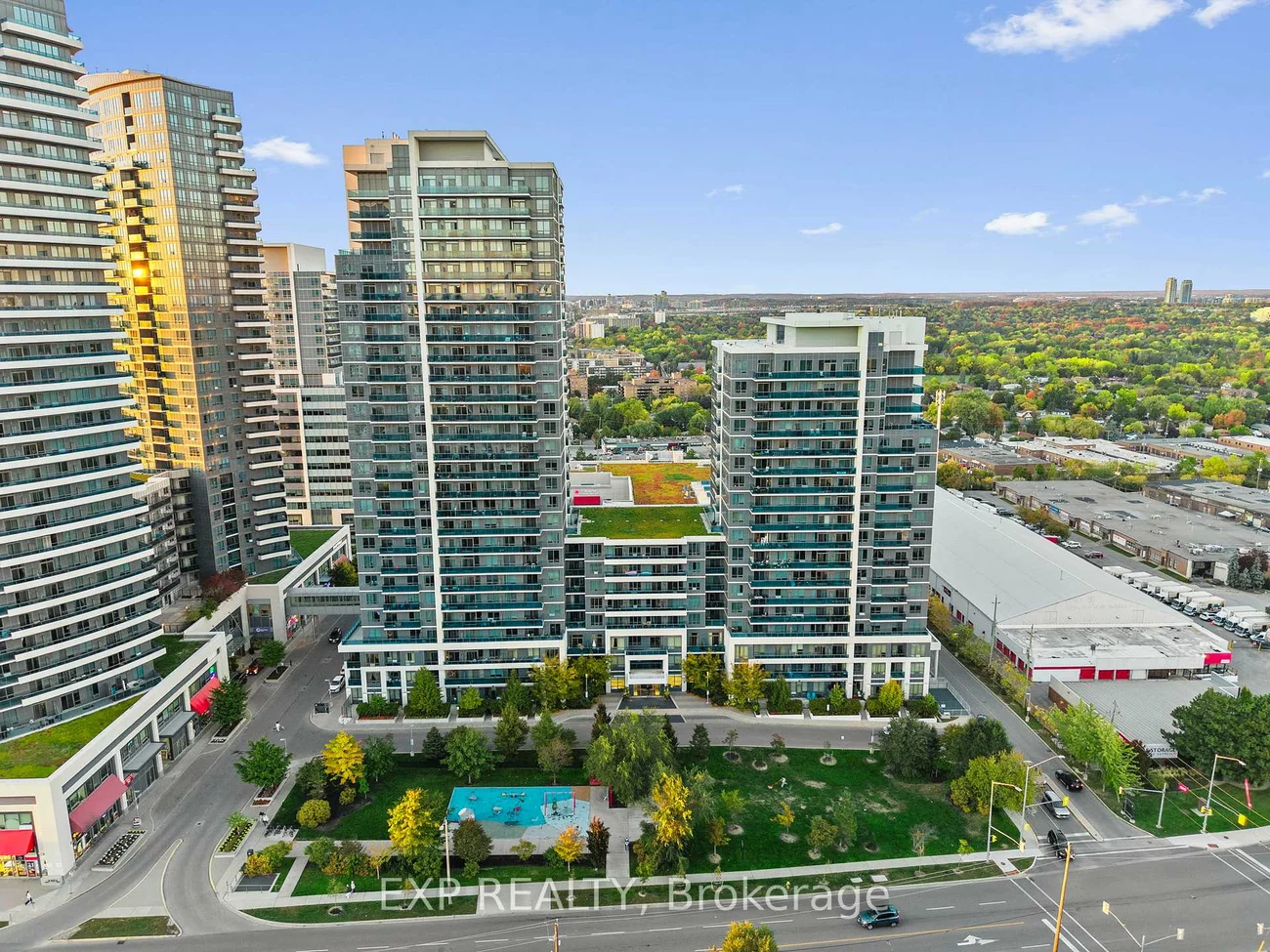 7167, Yonge, Grandview, Markham