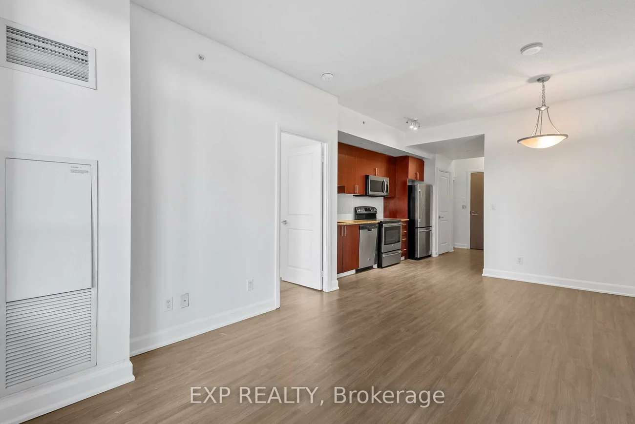 7167, Yonge, Grandview, Markham