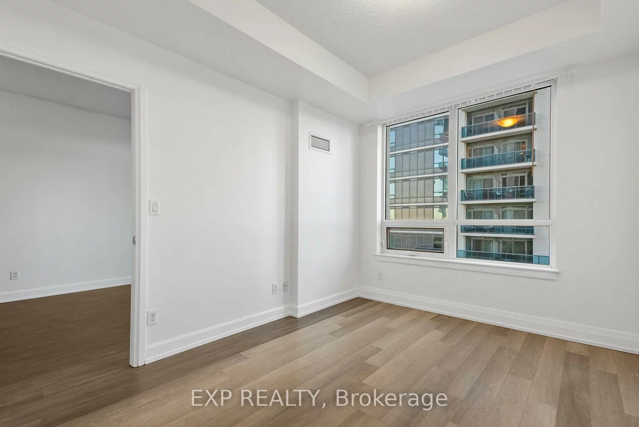 7167, Yonge, Grandview, Markham