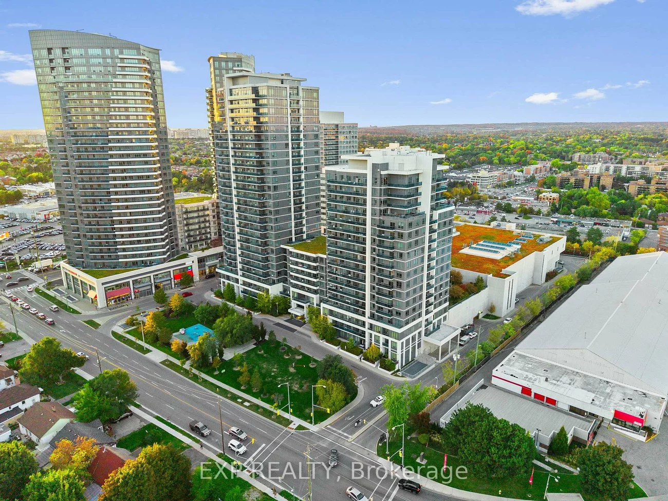 7167, Yonge, Grandview, Markham