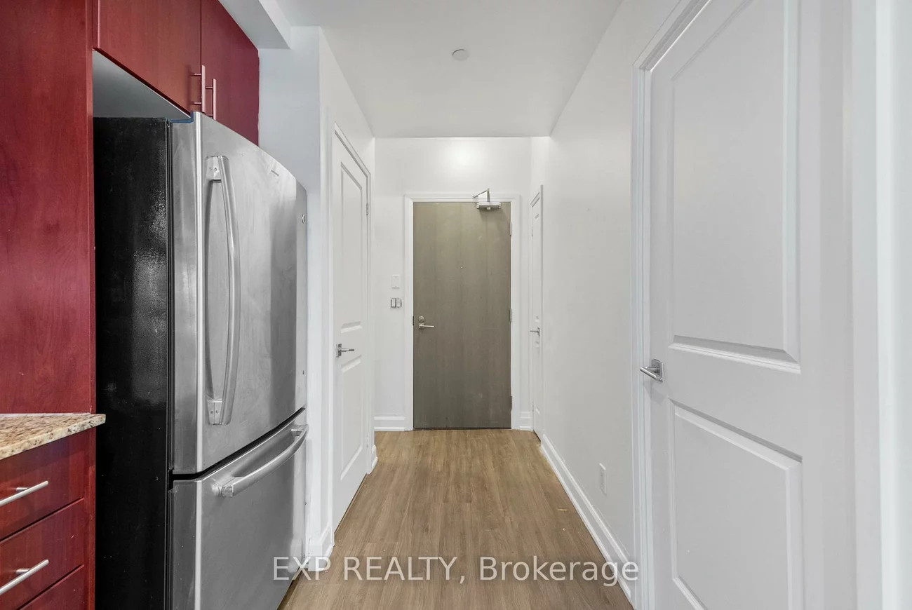 7167, Yonge, Grandview, Markham