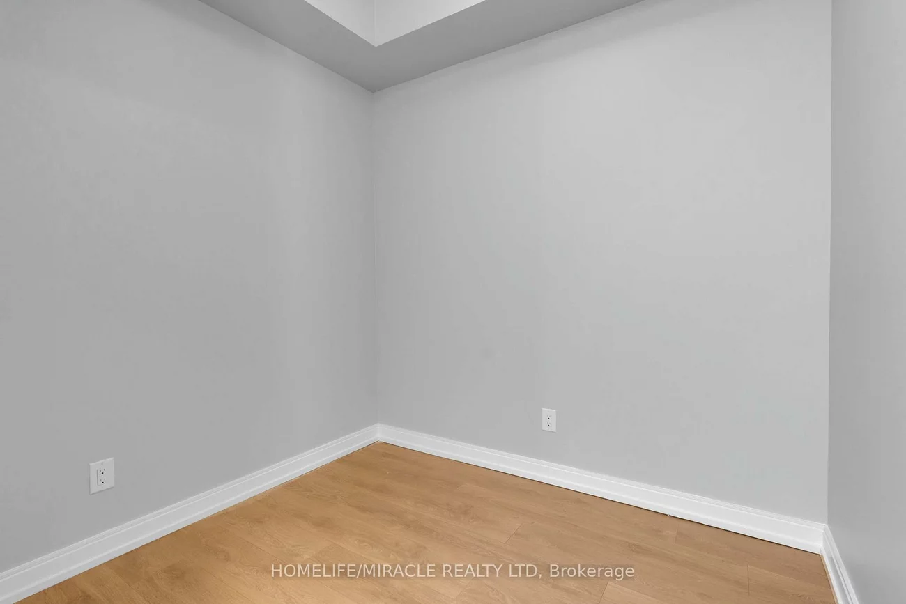 540, Bur Oak, Berczy, Markham