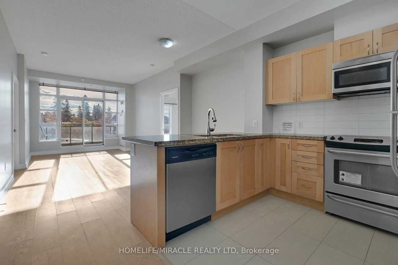 540, Bur Oak, Berczy, Markham