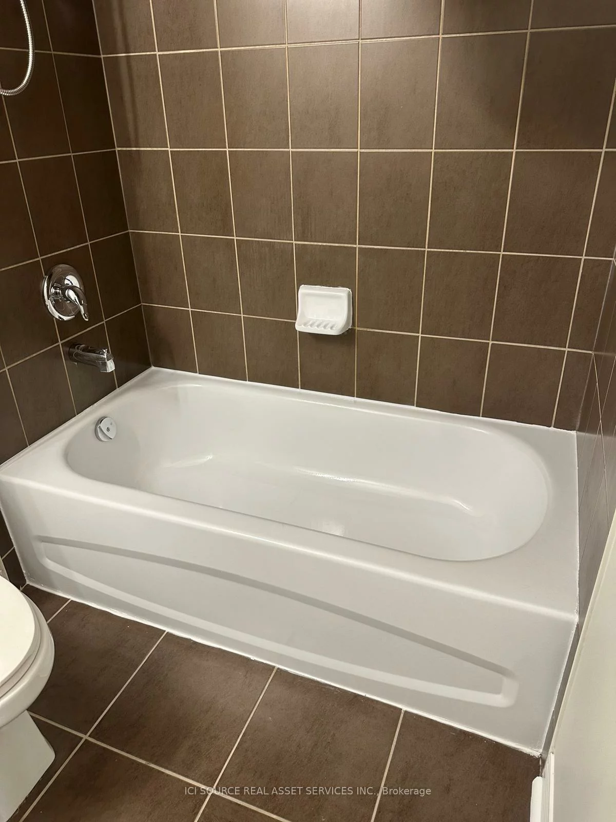 7325, Markham, Cedarwood, Markham