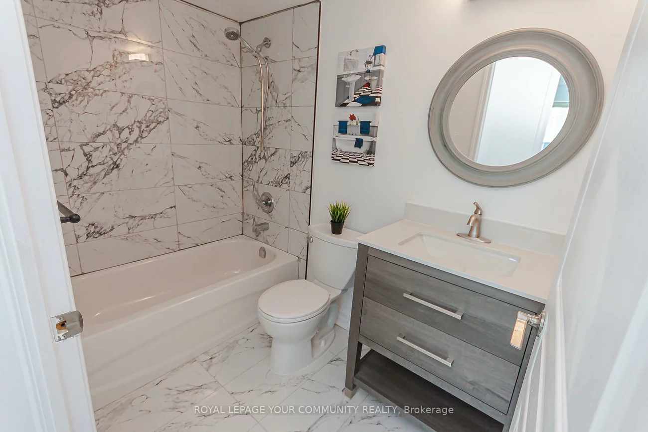 75, South Town Centre, Unionville, Markham