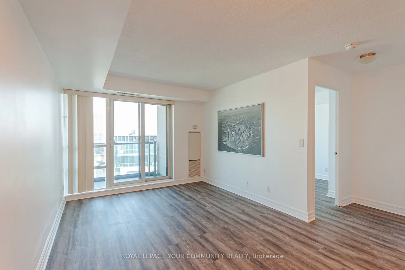 75, South Town Centre, Unionville, Markham