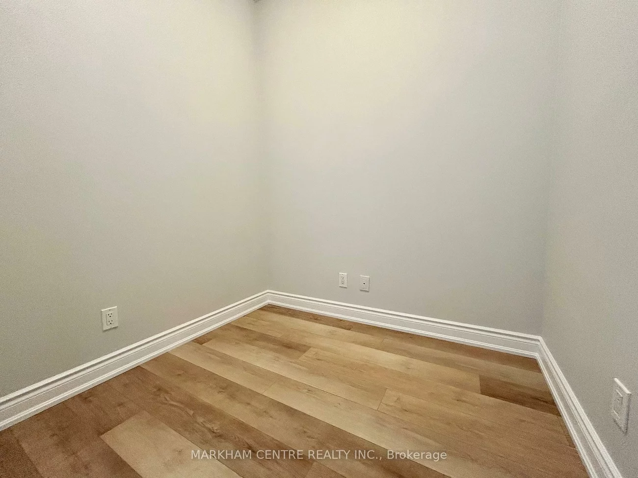 99, South Town Centre, Unionville, Markham