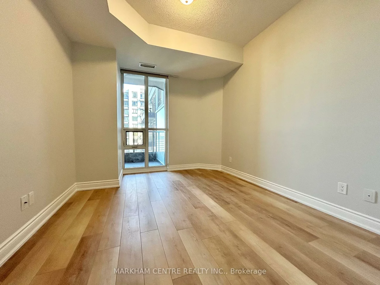 99, South Town Centre, Unionville, Markham