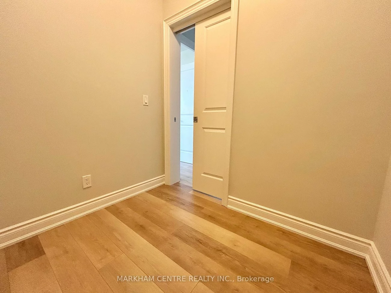 99, South Town Centre, Unionville, Markham