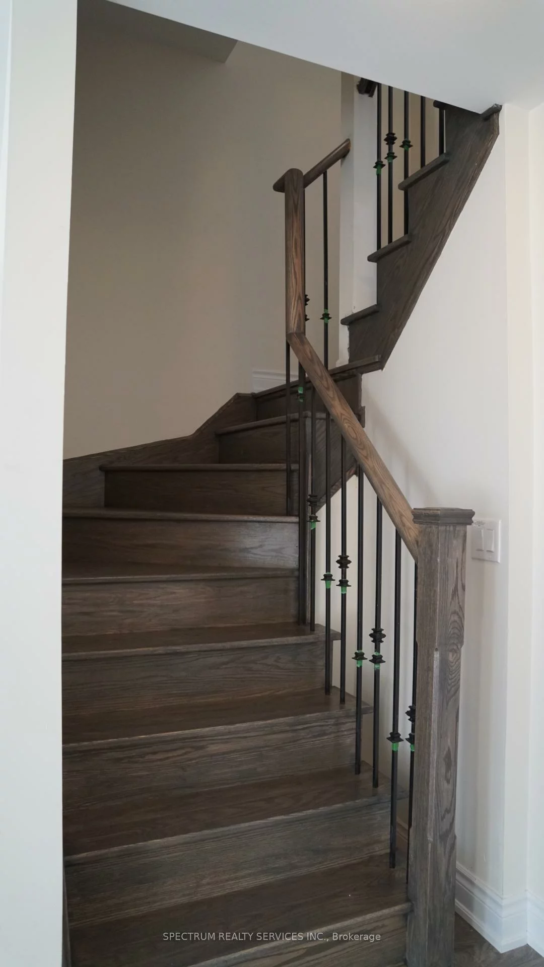 30, Dunsheath, Cornell, Markham