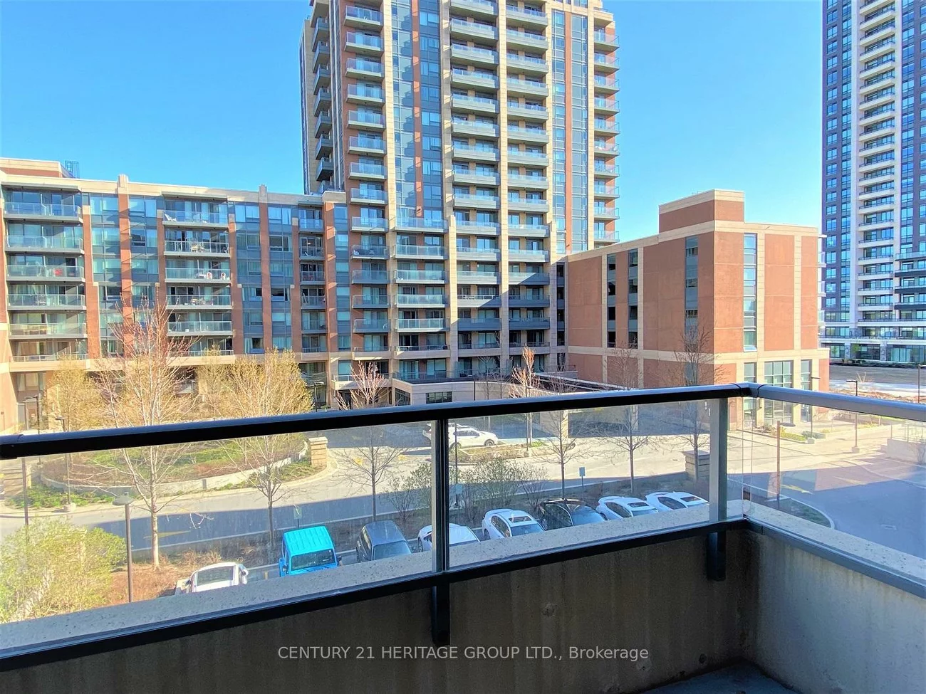 28, Uptown, Unionville, Markham