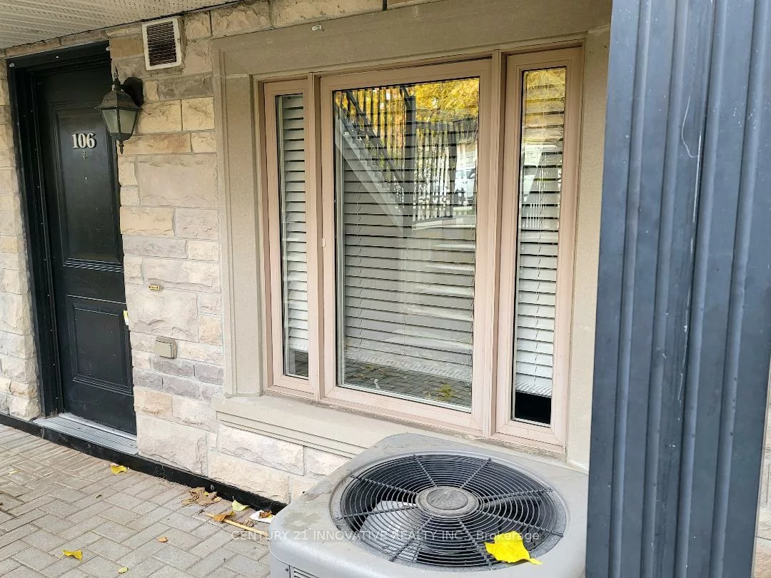 320, John, Aileen-Willowbrook, Markham