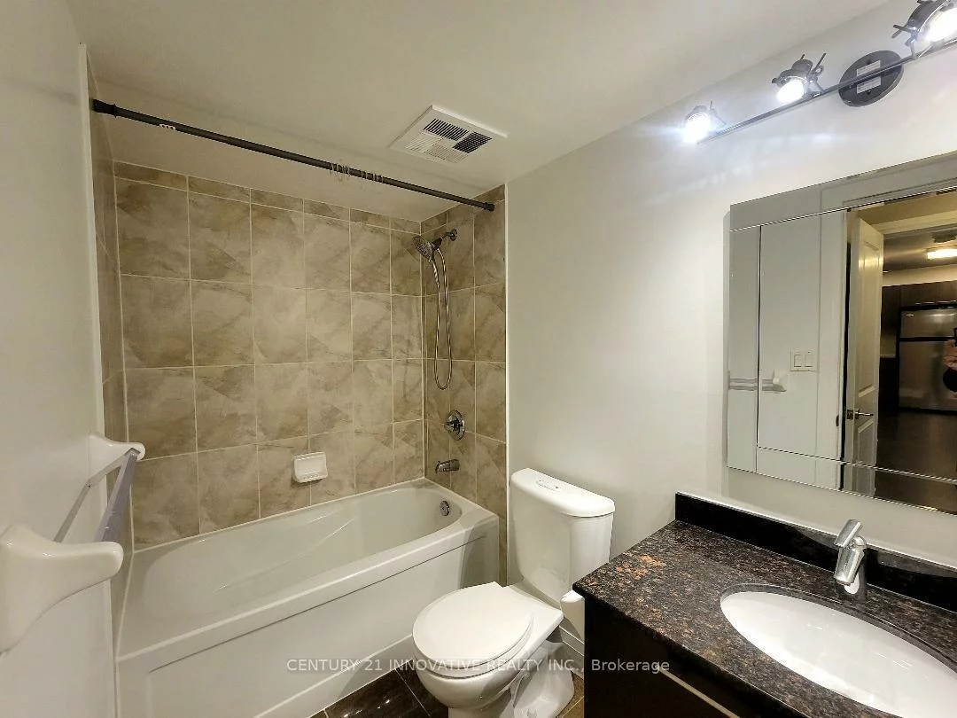 320, John, Aileen-Willowbrook, Markham