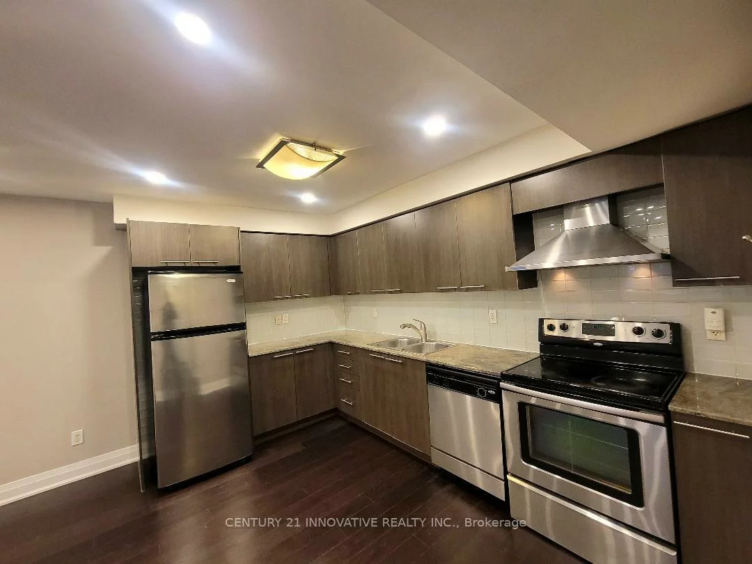 320, John, Aileen-Willowbrook, Markham