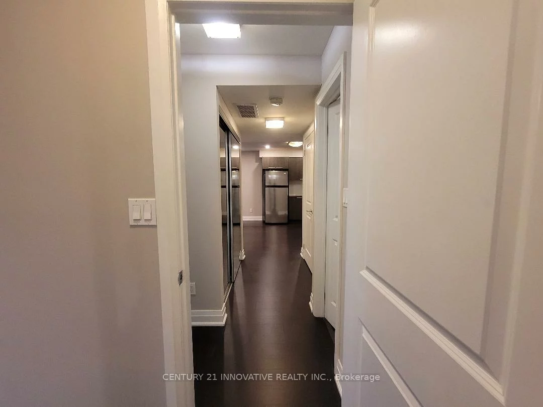 320, John, Aileen-Willowbrook, Markham