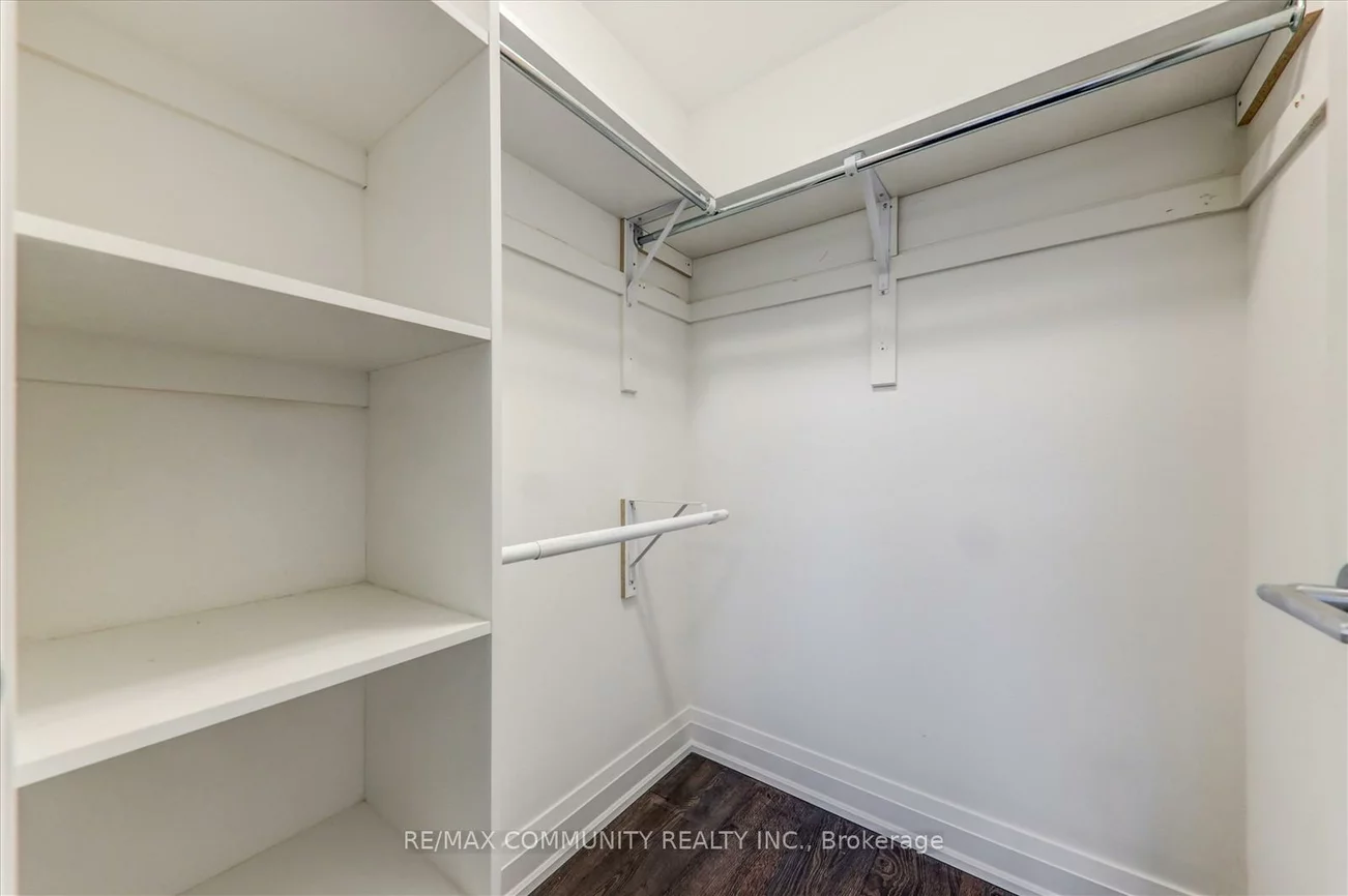 9700, Ninth, Greensborough, Markham