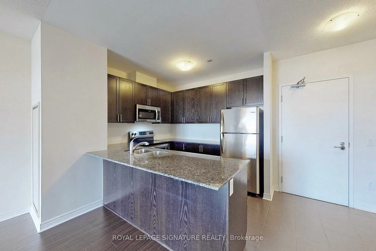 7325, Markham, Cedarwood, Markham