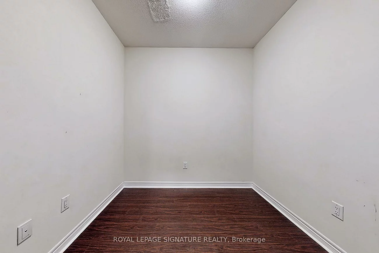 7325, Markham, Cedarwood, Markham