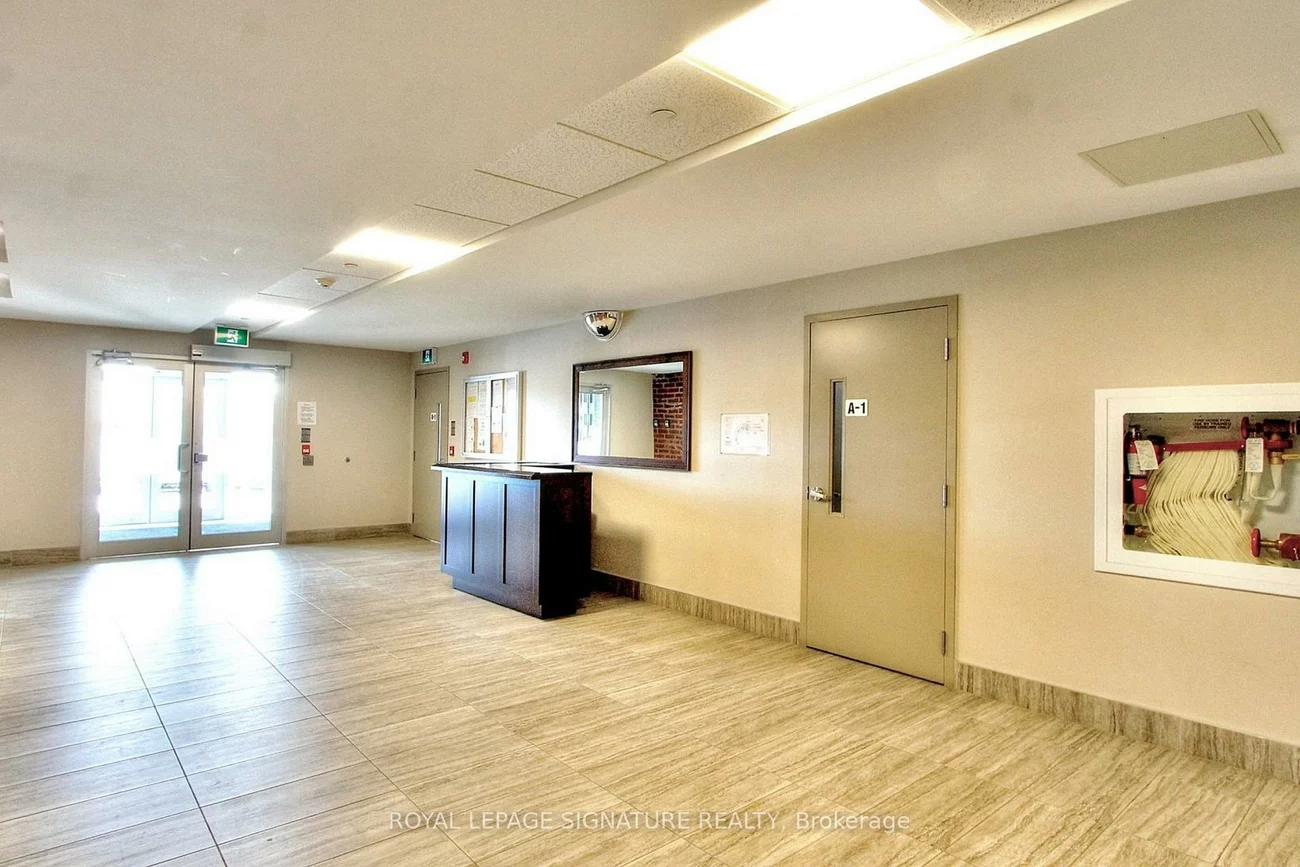 7325, Markham, Cedarwood, Markham