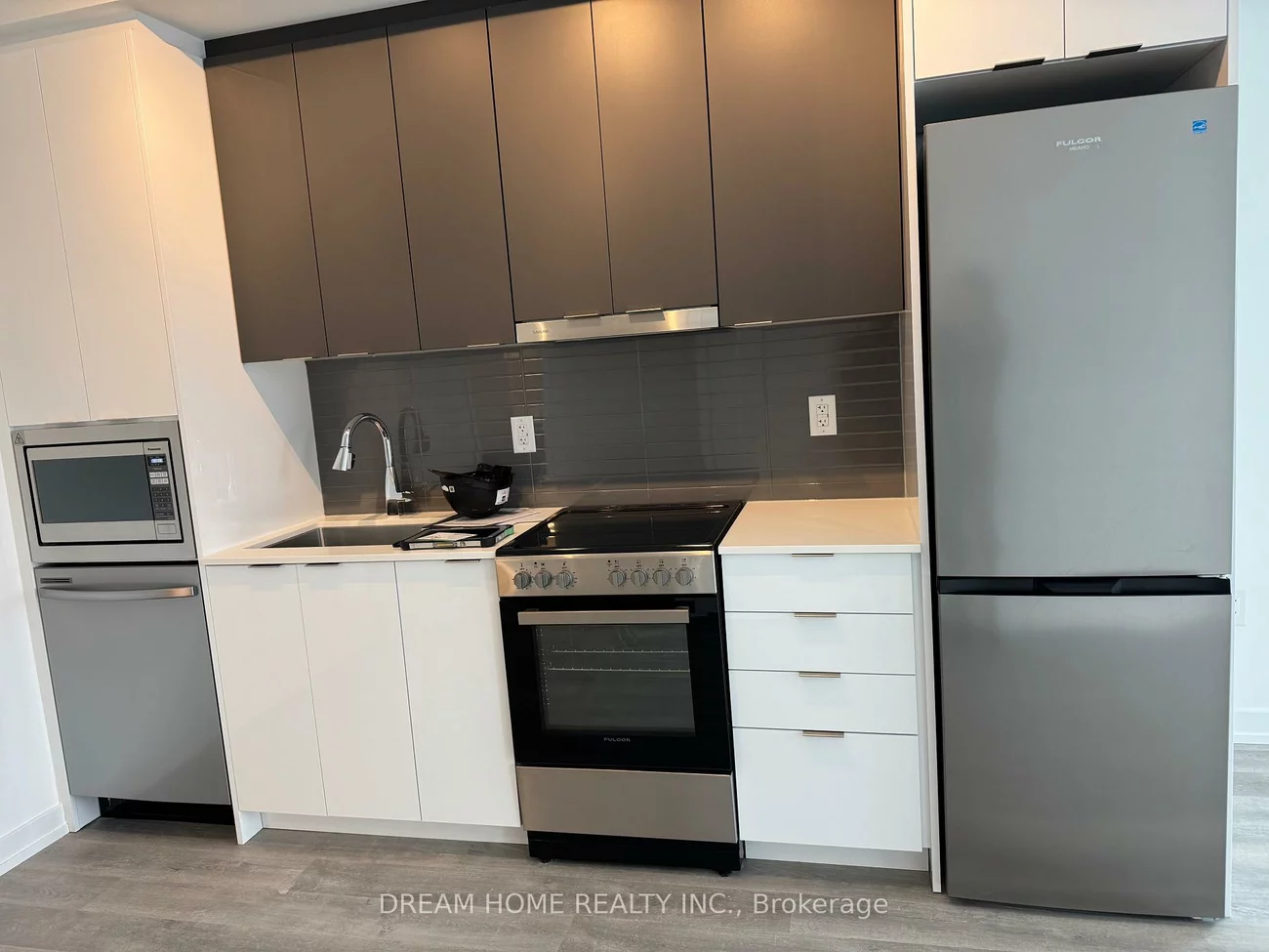 9763, Markham, Greensborough, Markham