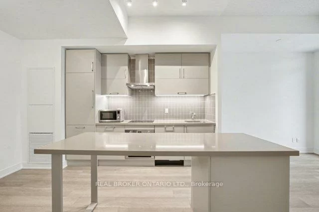 56, Andre De Grasse, Unionville, Markham