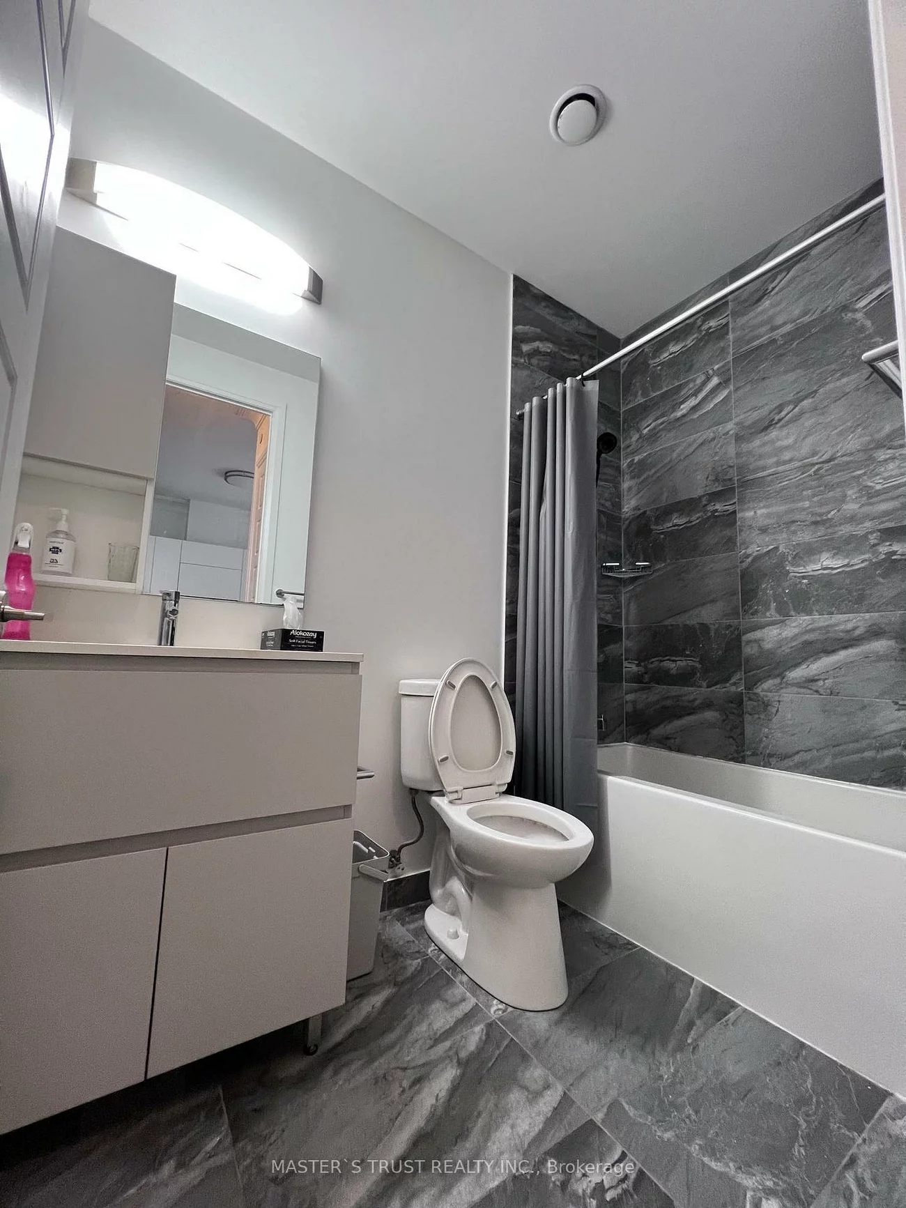 25, Water Walk, Unionville, Markham