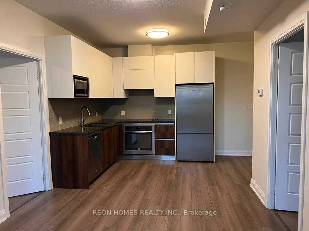 25, Water Walk, Unionville, Markham