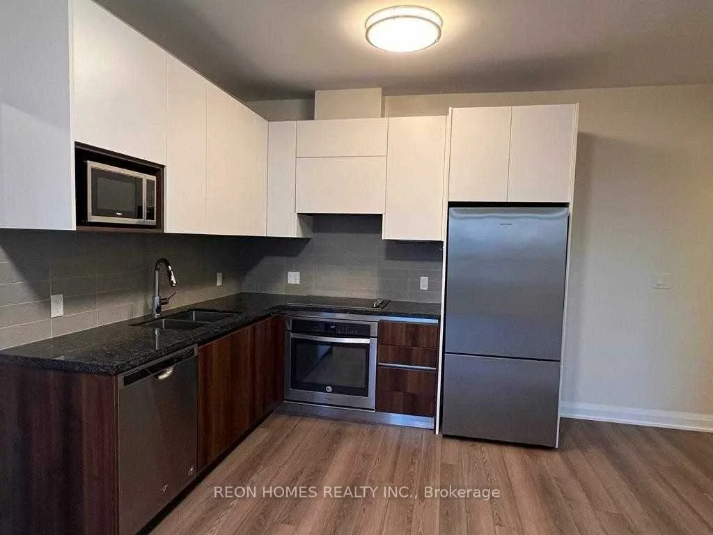 25, Water Walk, Unionville, Markham