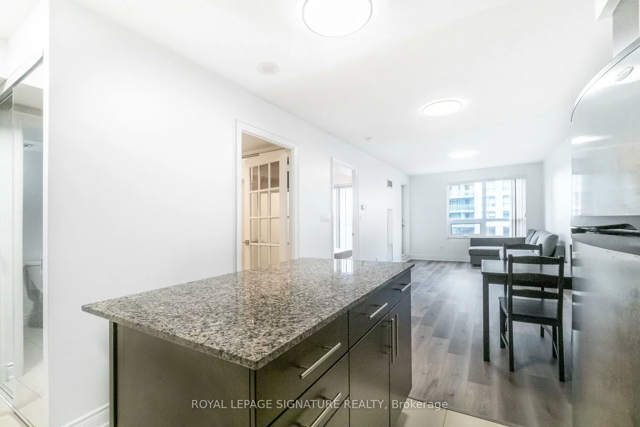 60, South Town Centre, Unionville, Markham