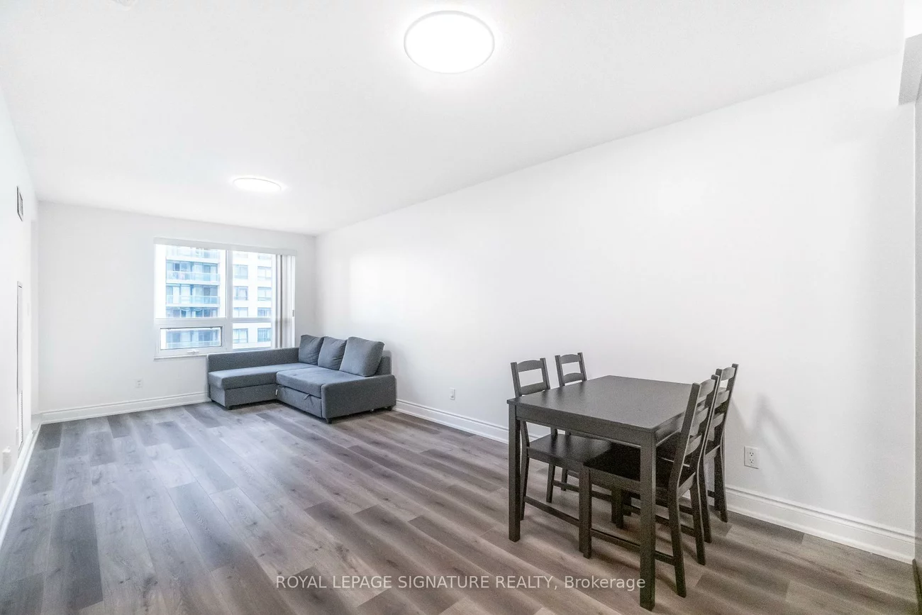 60, South Town Centre, Unionville, Markham