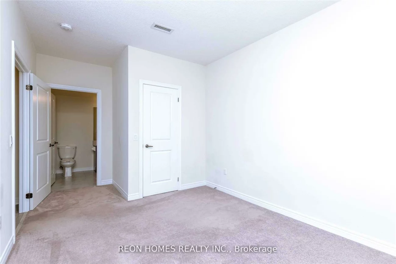 39, New Delhi, Cedarwood, Markham