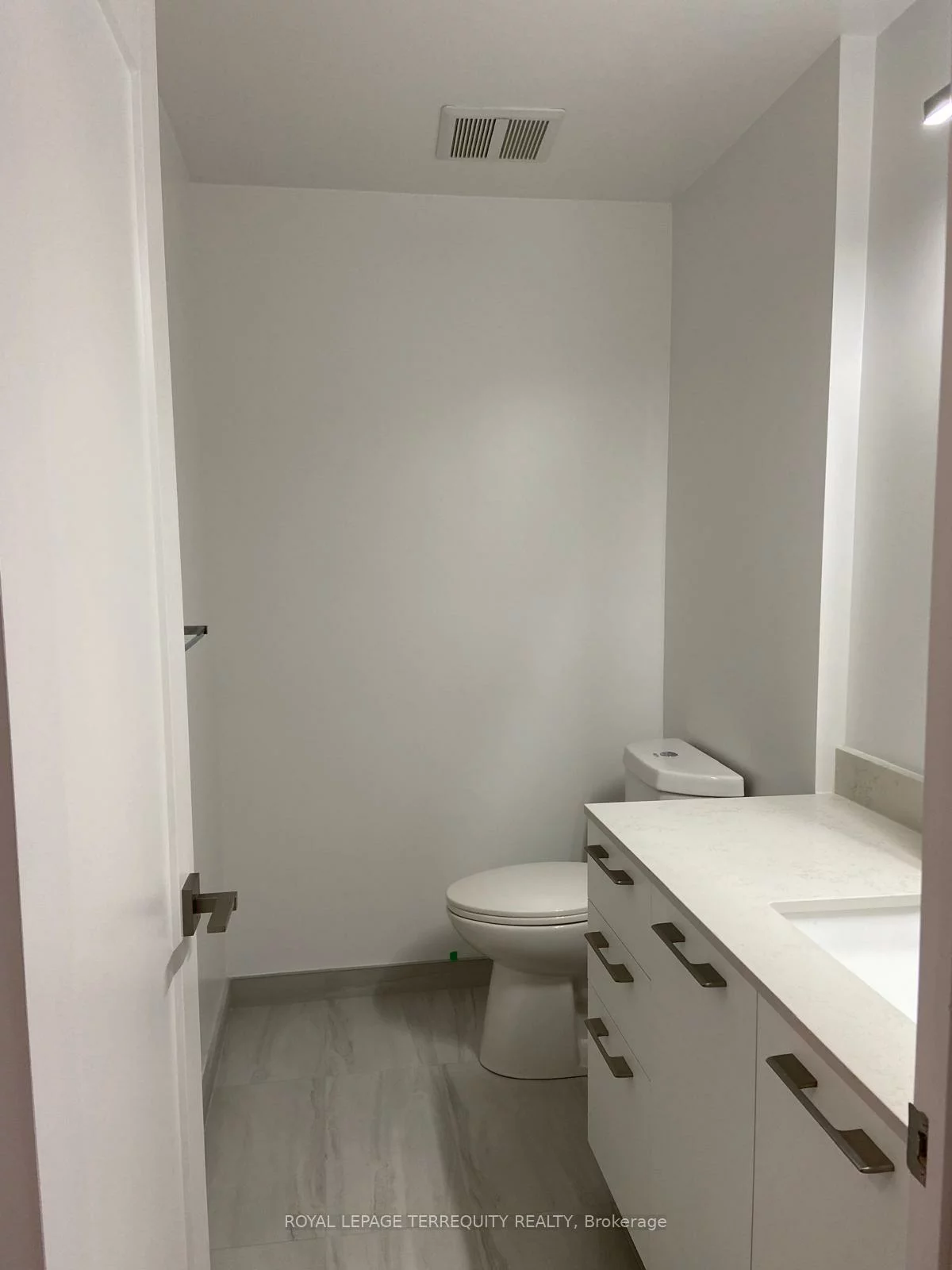 38, Water Walk, Unionville, Markham