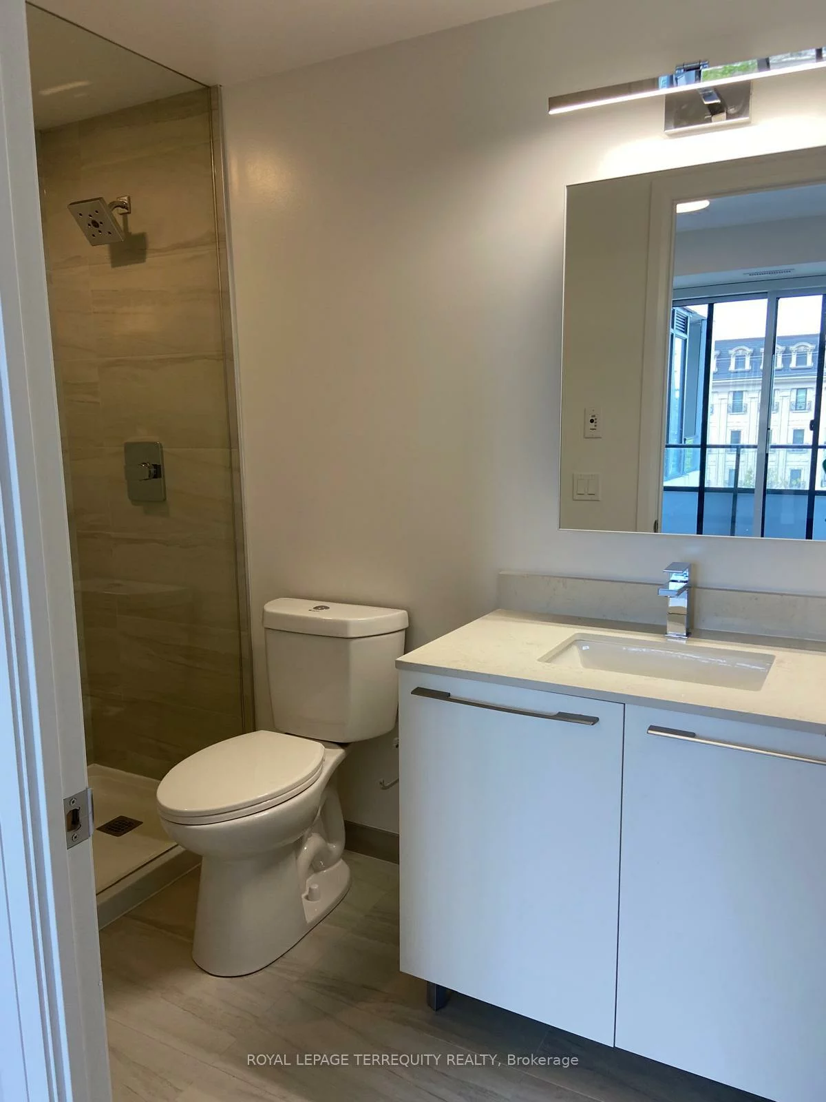 38, Water Walk, Unionville, Markham