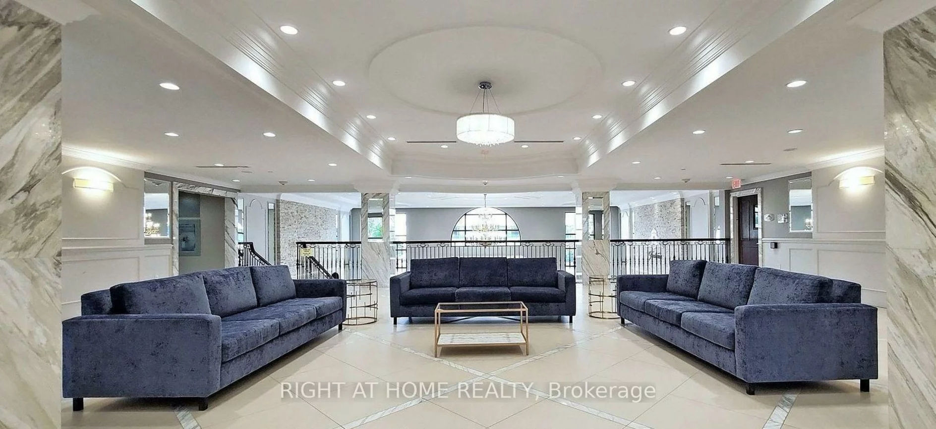 89, South Town Centre, Unionville, Markham