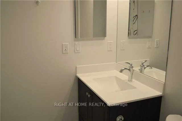 89, South Town Centre, Unionville, Markham