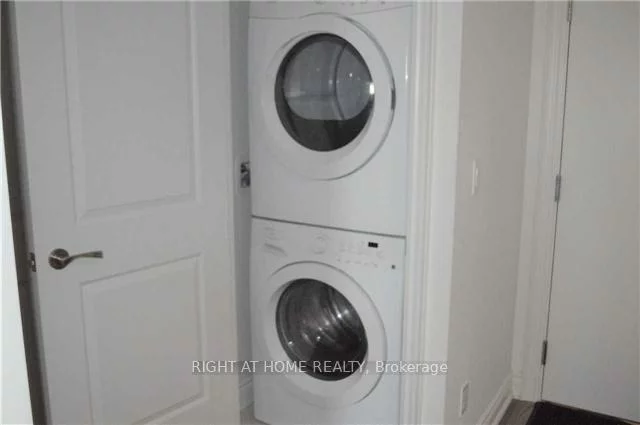 89, South Town Centre, Unionville, Markham