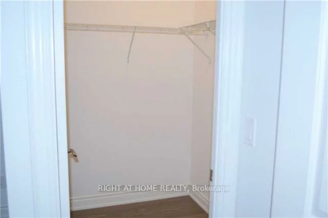 89, South Town Centre, Unionville, Markham