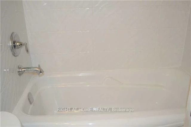 89, South Town Centre, Unionville, Markham