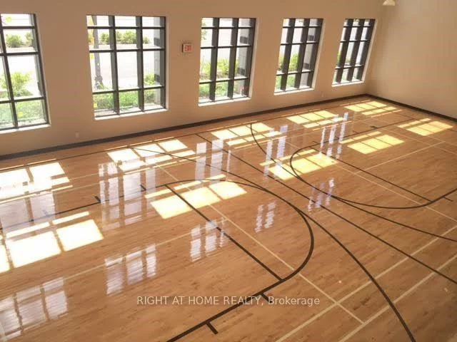 89, South Town Centre, Unionville, Markham