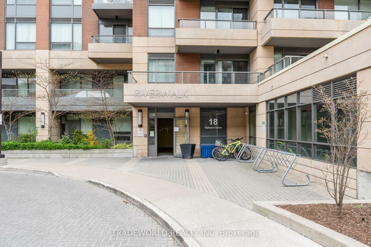 18, Uptown, Unionville, Markham