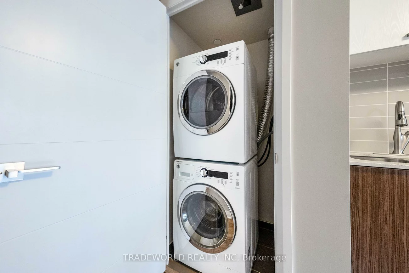 18, Uptown, Unionville, Markham