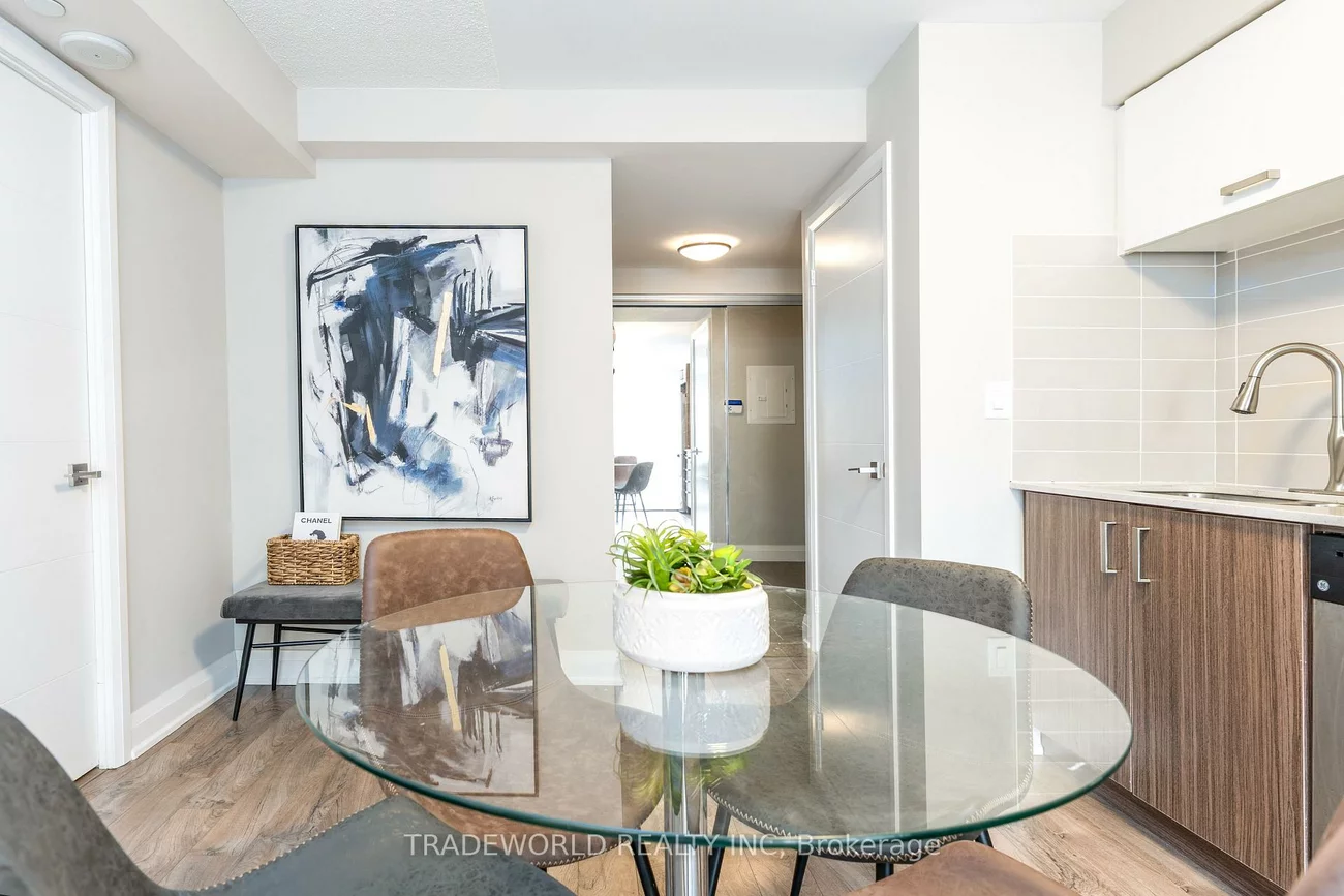 18, Uptown, Unionville, Markham