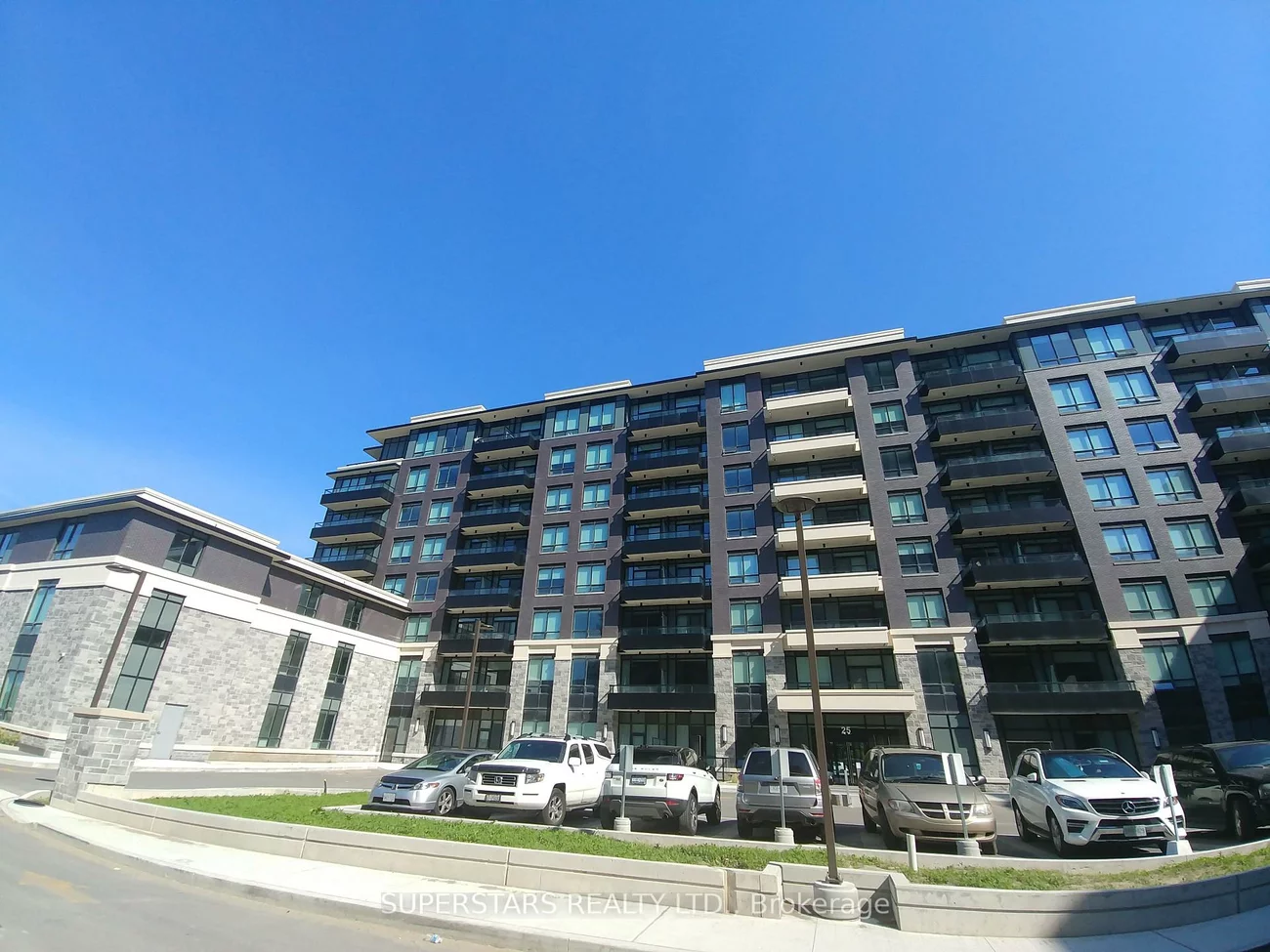 25, Water Walk, Unionville, Markham