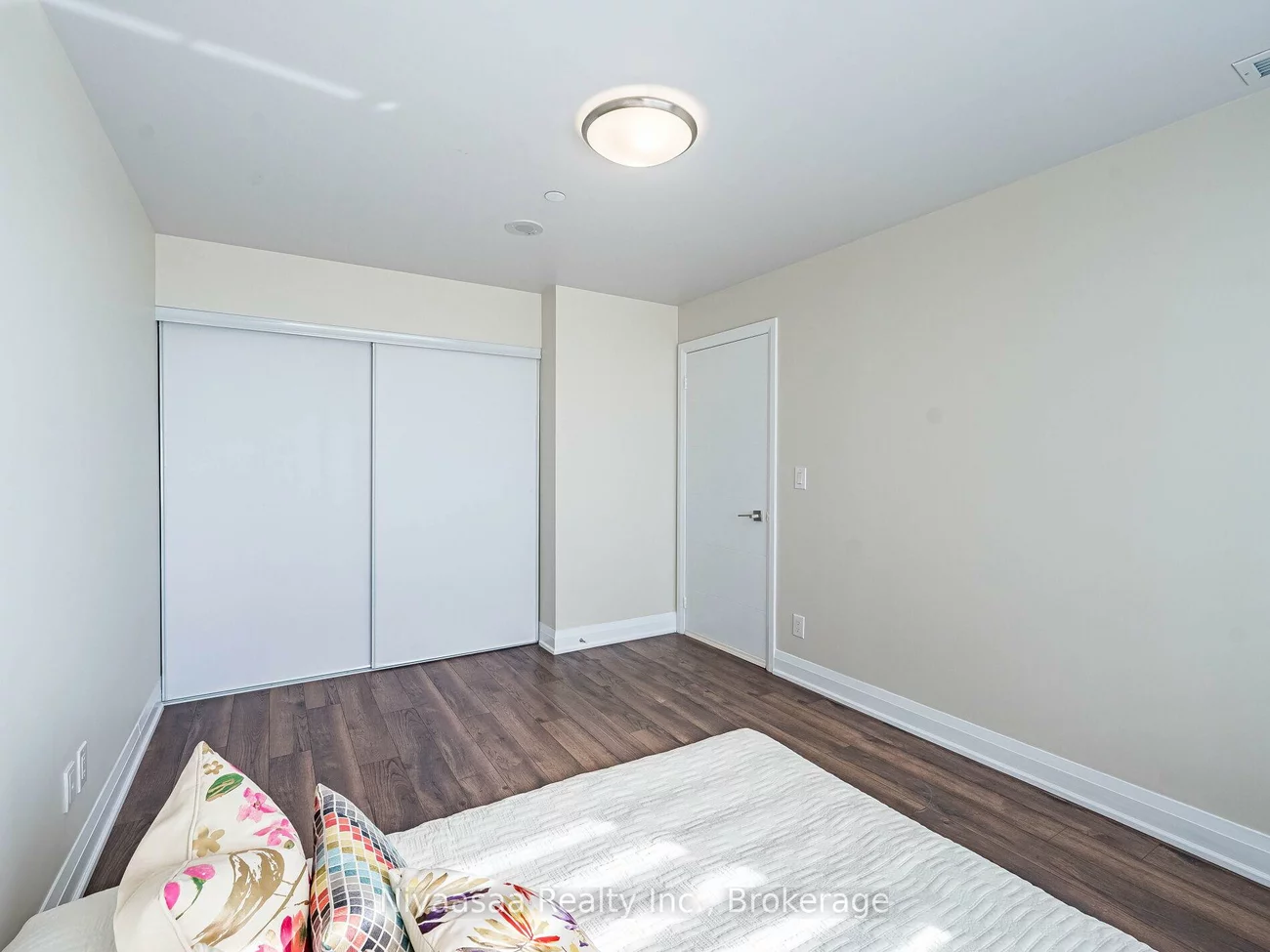 18, Uptown, Unionville, Markham