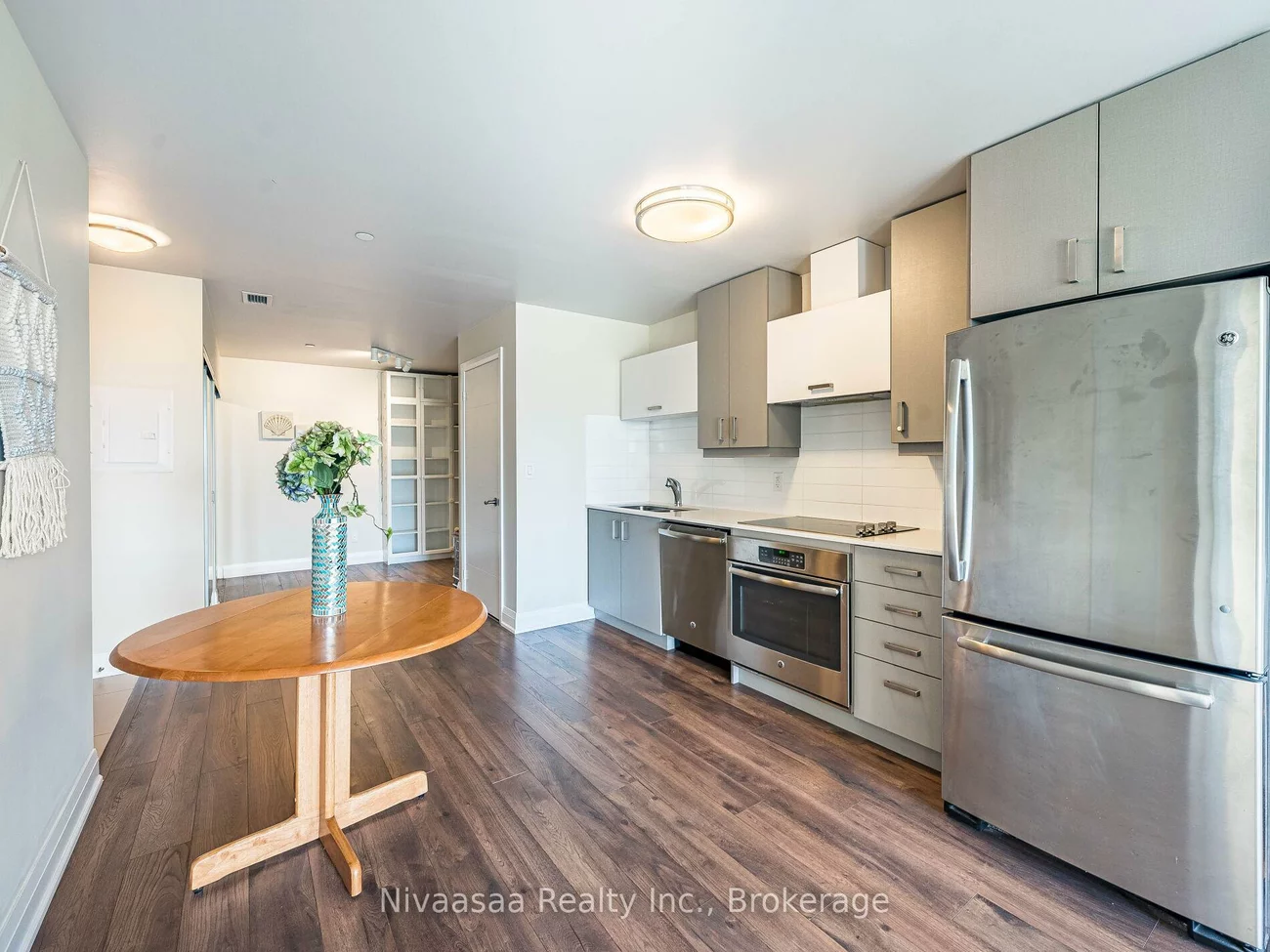 18, Uptown, Unionville, Markham