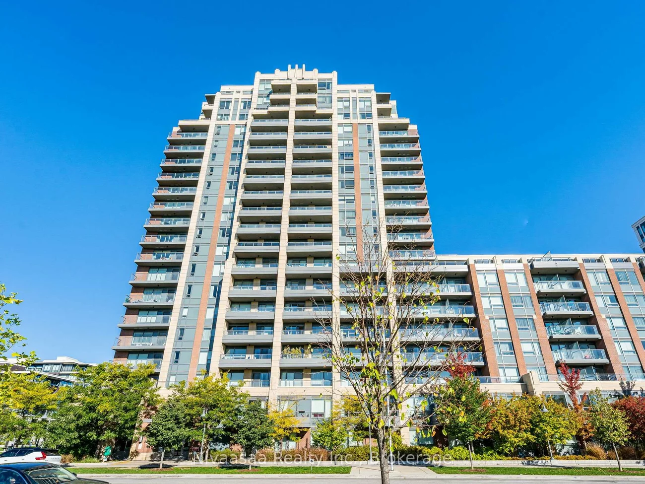 18, Uptown, Unionville, Markham